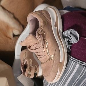 Qupid seude tennis shoes